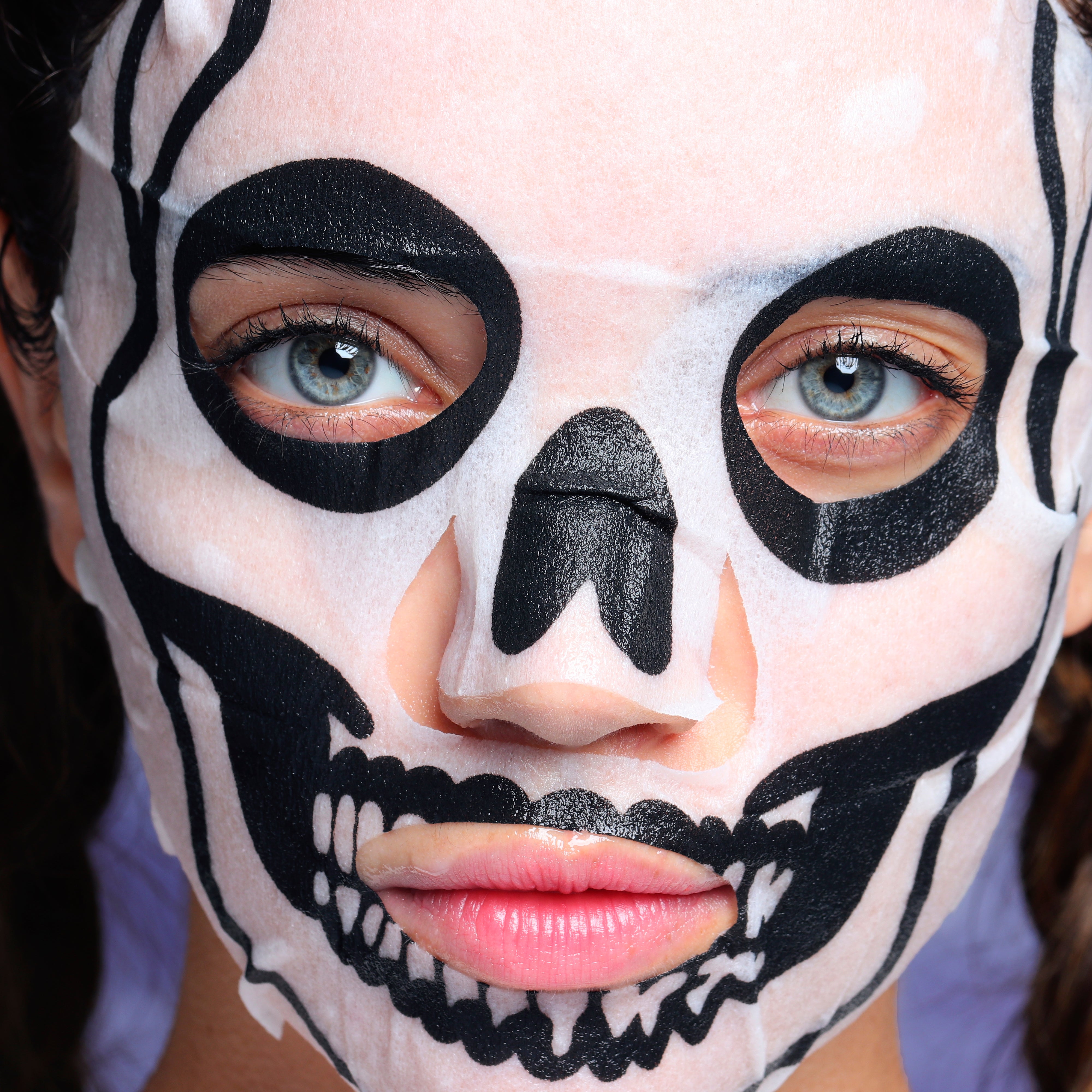 Sassy Skeleton Collagen Halloween Face Mask | Halloween Skincare
