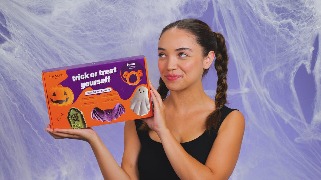 Halloween Trick or Treat Yours-686