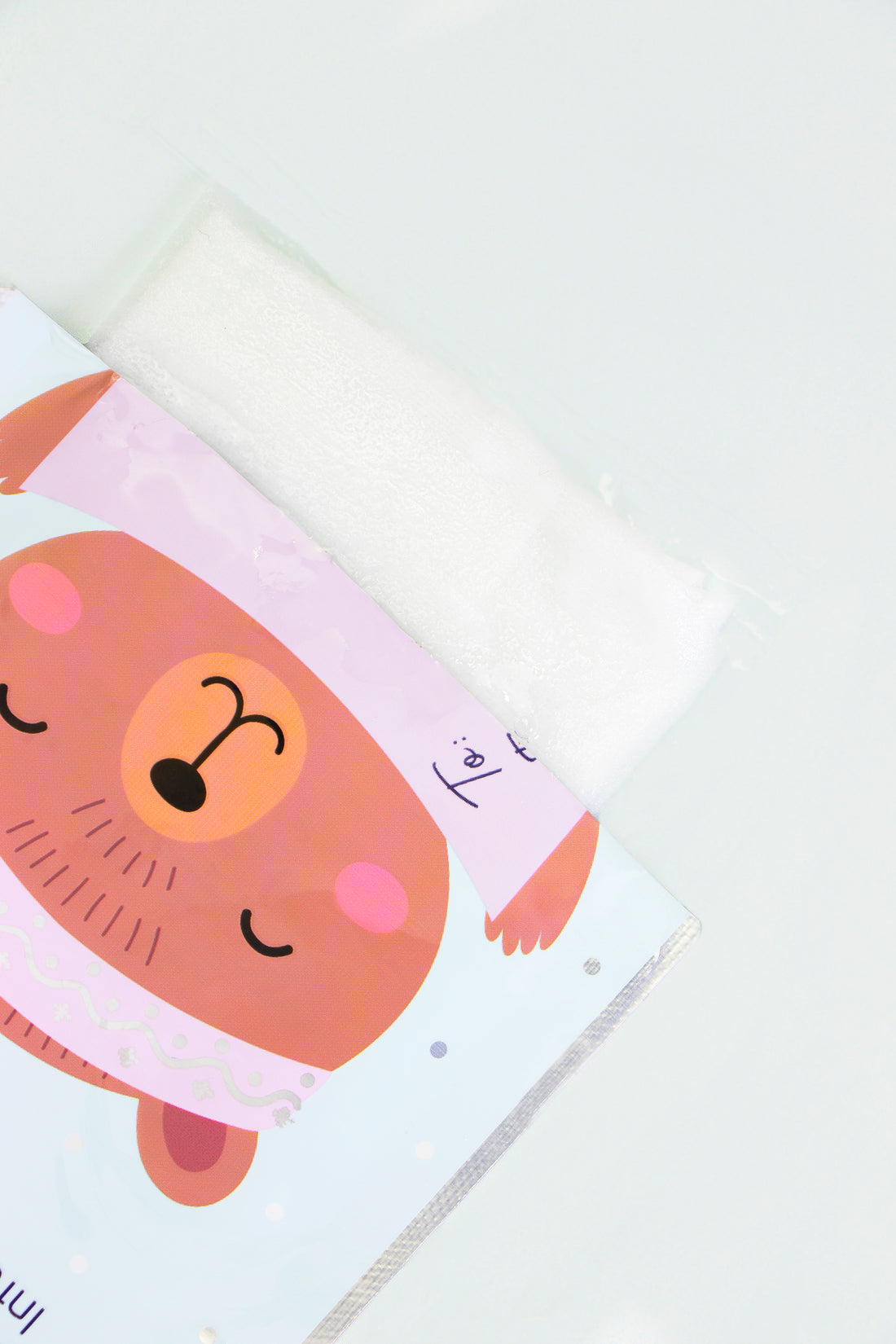 Calm_facial_mask_infused_with_-136